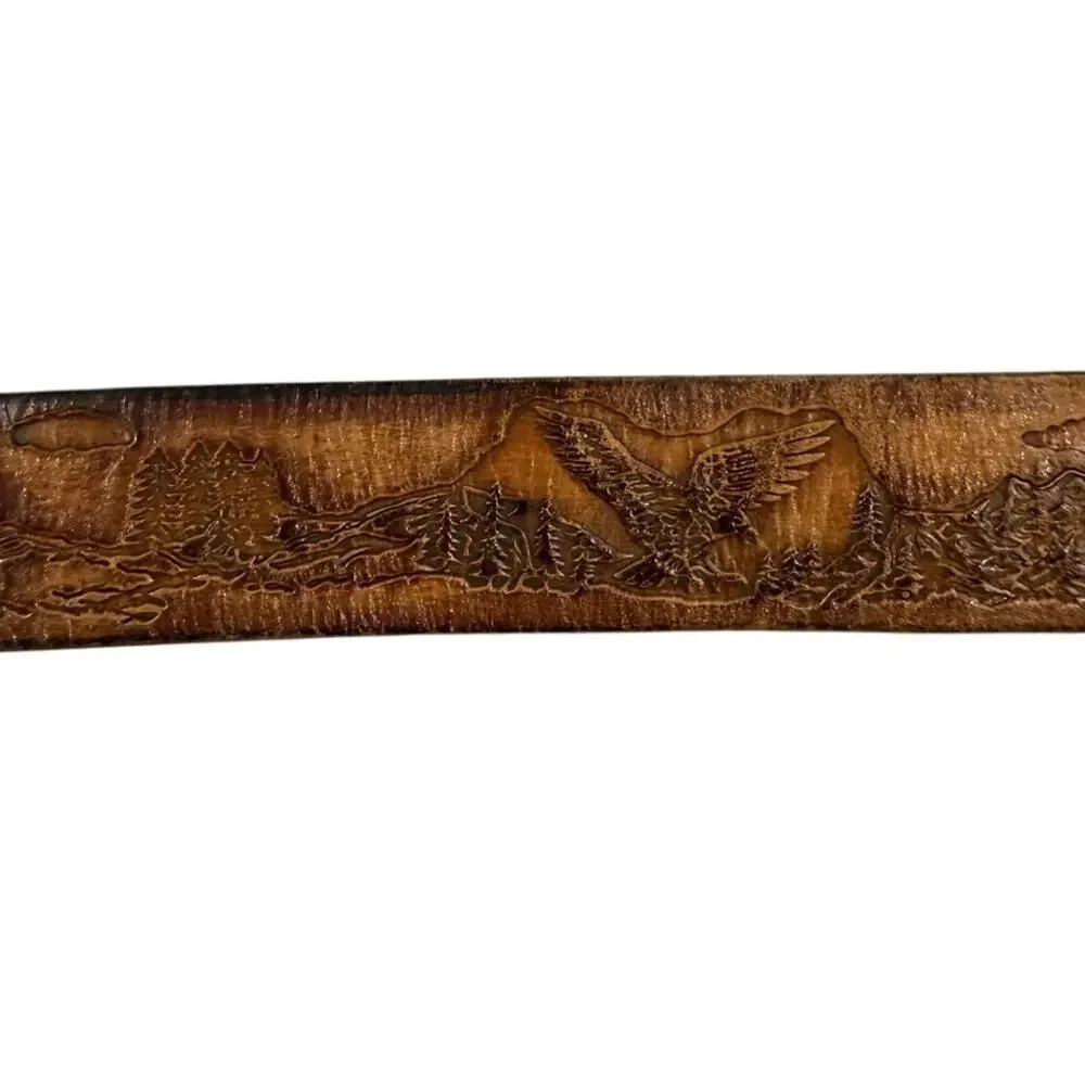 Vintage Brown Leather Eagle Tooled Belt No Buckle - Size 32 (SG65)